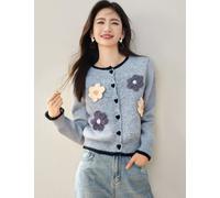 Cardigan Grigio Perla Fiori Ricamati E Bottoni A Cuore Morbido Bon Ton CF57160