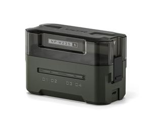 Caricabatterie Tilta NP-W235 | Carica 4 batterie con ricarica rapida USB-C PD 45 W | Compatibile con i dispositivi Fujifilm X-T5, X-T4, GFX100 II/S/RF, GFX50S /S II,XH2 /2S,TBC-W235-GN