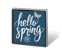Carino disegnato a mano parole Hello Spring on Blue Unisex Spille & Pins Quadrato Leggero Risvolto Distintivo Gioielli per Abbigliamento Scialle Cappello