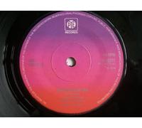 CARL DOUGLAS Kung Fu Fighting 7" 45