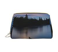 CARRDKDK Piccola borsa per il trucco in pelle impermeabile per borse da viaggio, borse per cosmetici da viaggio, borse per il trucco da donna con stampa di petali di rosa rossa, Fiume Canoa al chiaro