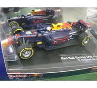 Carrera Evolution 27565 Formula 1 Toro Rosso Tag Heuer RB13 (D) . Ricciardo Nr.