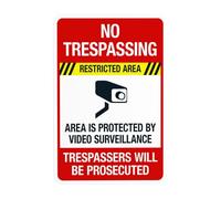 Cartello di avvertimento con scritta in lingua inglese "This Property Is Protected By Video Surveillance", "Do Not Enter Security", per affari, casa, strada, cortile, garage, strada, parete, sicurezza