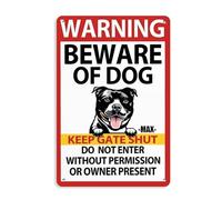 Cartello divertente con scritta in lingua inglese "Warning Beware of Dog Keep Gate Shut Do Not Enter Without Out Permmission or Owner Pressen", Staffordshire Bull Terrier, bianco e nero, divertente