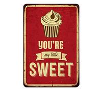 Cartello in latta "Sei la mia piccola dolce", torta con lettera, rosso, vintage, in metallo, per bar, pub, negozi, decorazioni da parete, divertenti insegne retrò per uomini e donne, 8x12 pollici.