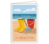 Cartolina postale Les Joies de la Plage Stivali gialli Castello di Sabbia Râteau Seau Mer Ocean Costa Francese o Belga - Con Busta Bianca 12 x 17 cm - Made in France - Illustrazione mini poster