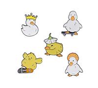 Cartone animato Animali Carini Anatra Smalto Spilla Corona Piccola Anatra Giallo Skateboard Lega di Divertimento Spilla Distintivo Accessori Gioielli borsa decorazione badge