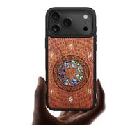 Carveit Custodia Compatibile MagSafe per iPhone 17 Pro Cover, Incisione in Legno e intarsio di cozze per Apple MagSafe con 17 Pro Custodia Magnetico (Rosea Legno-Das Vegvisir des Wikinger)
