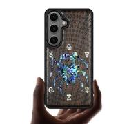 Carveit Custodia Compatibile MagSafe per Samsung S26 Cover, Incisione in Legno e intarsio di cozze per Galaxy S26 Magnetico con Custodia (Legno nero-Ragno Tra le Rune Mistiche)