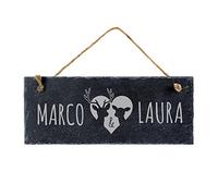 Casa Vivente Targa in Ardesia con Incisione per Coppie, Personalizzata con Nomi, Motivo Cervi, Targhetta da Appendere alla Porta di Casa, Regalo di Nozze o per la Convivenza, Inaugurazione