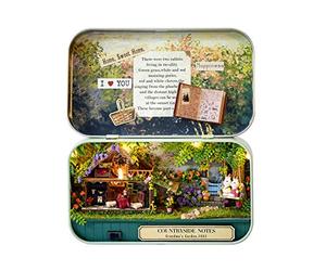 Casetta in miniatura fatta a mano, tema d’epoca, con luci a LED; include un mini quaderno e un kit di montaggio, ideale per l’arredamento della casa o come regalo. (Note pastorali)