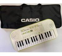Casio SA-50 Tastiera con 32 Tasti Mini White/Lime Green con borsa