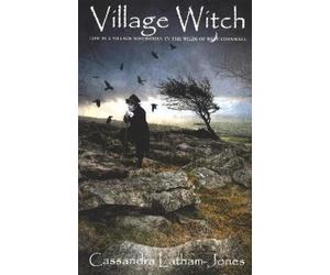 Cassandra Latham-Jones Village Witch (Tascabile)