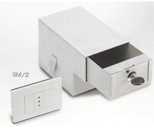 Cassetta sicurezza invisibile TECHNOMAX murare sotto finta presa 125x110X180