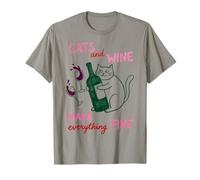 Cats And Wine Make Everything Fine Funny Cat Mom Maglietta