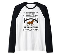 Cavallo sotto Il Ponte - Grafica Surreale Minimal Maglia con Maniche Raglan