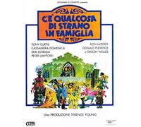 Film - C'e' Qualcosa Di Strano In Famiglia - Dvd