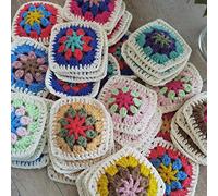 Centrini all'uncinetto fai-da-te Sottobicchieri multicolori Tovagliette quadrate Decorazione Tappetino per tazza fatto a mano all'uncinetto 9cm Toppa per vestiti di lana Due ragazze-40 pezzi