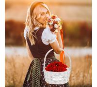 Cesto Di Fiori Per La Fioraia Cestino Della Disposizione Floreale