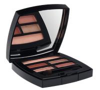 Chanel Les Beiges Healthy Glow Natural Eyeshadow Palette 4.50 g - Prepara le palpebre con un primer occhi o un tocco di correttore e fissa con cipria trasparente. - Usa un pennello piatto da ombretto