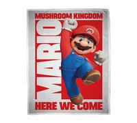 Character World Coperta in pile ufficiale Nintendo Super Mario Movie | Super morbida e calda, design salto | perfetta per casa, camera da letto, pigiama party e campeggio | Dimensioni 100 x 150 cm