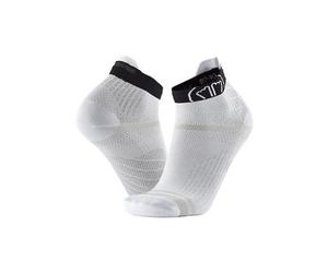 Chaussettes fines concues pour la course a pied sur route run feel