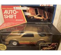 Chevrolet Camaro Z 28 modellino Gold color del 1982 vintage toys