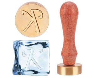 CHGCRAFT Lettera K Timbro per ghiaccio Timbro per bevande da bar con manico in legno di pera e sacchetti di velluto rettangolari per bevande che fanno whisky Mojito, 1,2x0,4 pollici