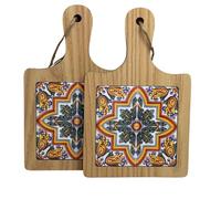 ChicHouse Set 2pcs mini taglieri da cucina in legno con manico ideali per piccoli antipasti, formaggi, salumi o come salva superfici e sottopentola. (2, Arancione e Verde, Quadrato 19.6 x 12.3 x 1 cm)