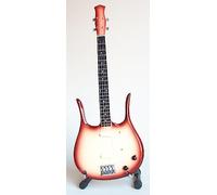 Chitarra basso in miniatura Lyre danelectro - Victoria de Angelis di Maneskin