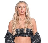 Chloe Kelly (Black Boots) Half Body Buddy Cutout
