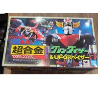 Chogokin UFO Robot Grendizer Deluxe Bandai - DX Grendizer & UFO Spazer -