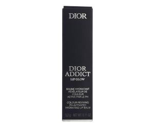 Christian Dior - Dior Addict Lip Glow 3.20 g dal centro verso l’esterno. - Passare una o due mani per un look naturale; aggiungere strati extra per intensificare il colore. - Usare come base idratante