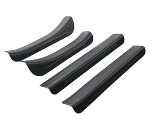 CHROMEMASTER - Compatibile con Dacia Sandero/Sandero Stepway 3 2021+ | Accessori, battitacco | Listelli protettivi in plastica ABS | Proteggono i davanzali e la vernice della tua auto da eventuali