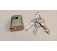 CILINDRO SINGOLO OVALE YALE OTTONATO MM. 40 (27+13) + 3 CHIAVI YN0903002000