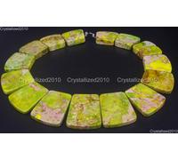 Ciondolo a fetta con perle graduate di diaspro naturale con sedimenti...