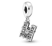 Ciondolo a forma di Notre Dame, in argento 925, compatibile con ciondoli Pandora, Trollbeads, Chamilia, Biagi e molti altri braccialetti con ciondoli del Regno Unito, piccolo, in metallo, senza pietre