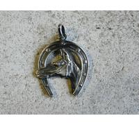 Ciondolo in argento 925 millesimi BRUNITO FERRO-TESTA DI CAVALLO PORTAFORTUNA