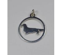 Ciondolo in argento a cerchio piccolo con sagoma Bassotto pelo lungo e girocollo