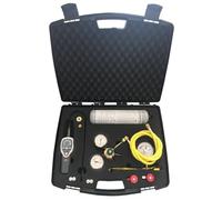 CLAS Equipements Kit di rilevamento di perdite per aria condizionata veicolo N2N2 1L con rilevatore (DE) e accessori - AC 9145