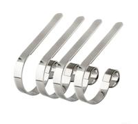 Classic Scroll - Appendini per calze della Befana, 11,2 cm, in metallo | Supporta calze pesanti, senza bisogno di chiodi, protegge i mobili per la superficie, set da 4 pezzi, facile da installare