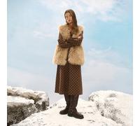 Classico e femminile, questo abito midi a quadri marroni con scollo drappeggiato e cintura è perfetto per l'autunno e l'inverno. Un sofisticato abito marrone da donna con una silhouette lusinghiera. L