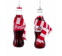COCA-COLA® - Bottiglie di coca a forma di sciarpe, 2 assortiti: coca e coca dietetica