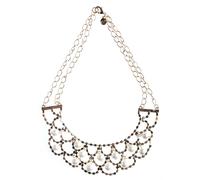 Cohesive Jewels Perle Finte E Cristallo Placcato Oro Scallop Collana Bavaglino