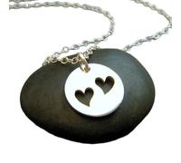 Collana in argento sterling 925 con due cuori. Piccolo ciondolo a due cuori. Semplice ciondolo per tutti i giorni. Ciondolo per la mamma. Gioielli per neomamme e bambini. Delicato regalo per lei |