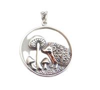 Collana in argento sterling 925 con riccio e funghi. Ciondolo animale bizzarro. Cacciatore di funghi. Ciondolo da favola con cacciatore di funghi, regalo|Catena da 18 pollici|Placcato argento|_3091