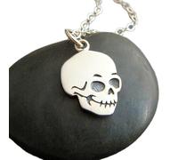 Collana in argento sterling 925 con teschio, piccoli occhi incavati, ciondolo di Halloween, semplice, delicato, piccolo, regalo spaventoso | con catena da 18 pollici | placcato argento | L_PN_0394