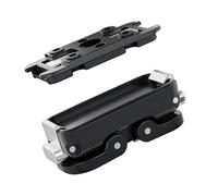 Collegamento attraente a sgancio rapido per action camera evidenziando una presa rafforzata e un piano liscio base attraente permanente per sparare