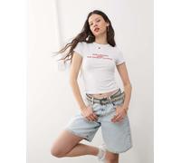 COLLUSION - T-shirt baby bianca con stampa “Listen don't judge”-Bianco S