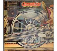 Commodores - Hot On The Tracks